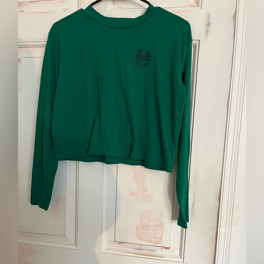 🌟PINK Victoria's Secret Green Top